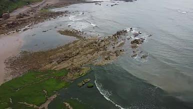 海岛沙滩自然风光实拍航拍视频的预览图